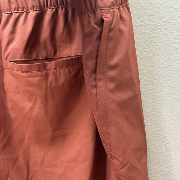 Old Navy Mens Jogger Pants 4XL Red Performance Tech Stretch Drawstring NEW - Picture 3 of 11
